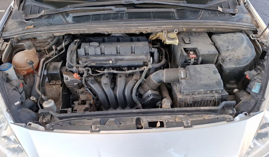Peugeot 408 2.0 16V ALLURE+ TRIPTRONIC Sedan 2015