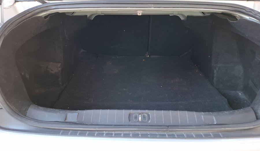 Peugeot 408 2.0 16V ALLURE+ TRIPTRONIC Sedan 2015