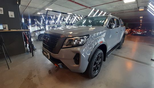 Nissan • Frontier