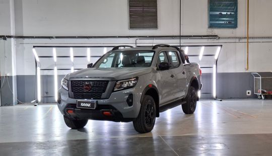 Nissan • Frontier
