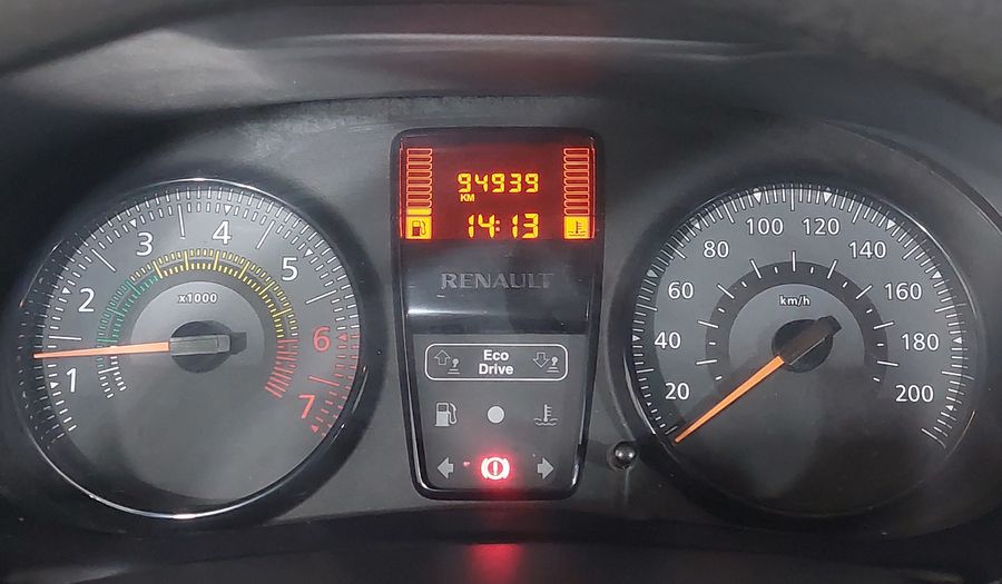 Renault Clio AUTHENTIQUE Hatchback 2015