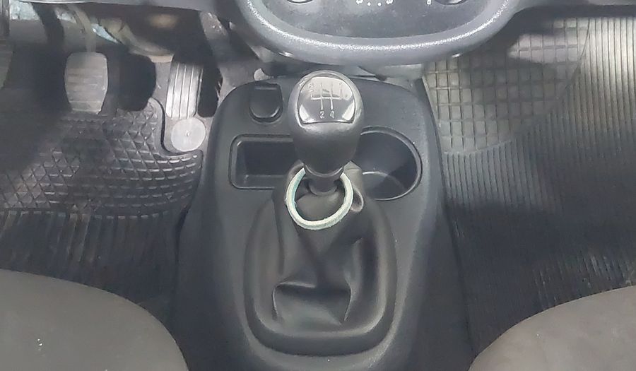 Renault Clio AUTHENTIQUE Hatchback 2015