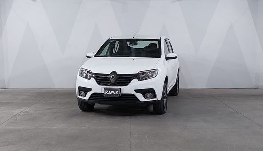 Renault • Logan