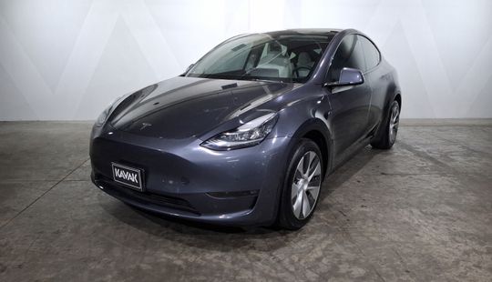 Tesla • Model Y