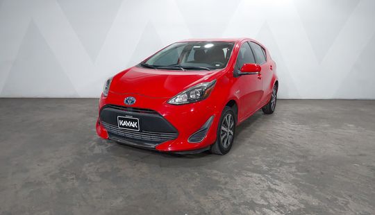 Toyota • Prius C