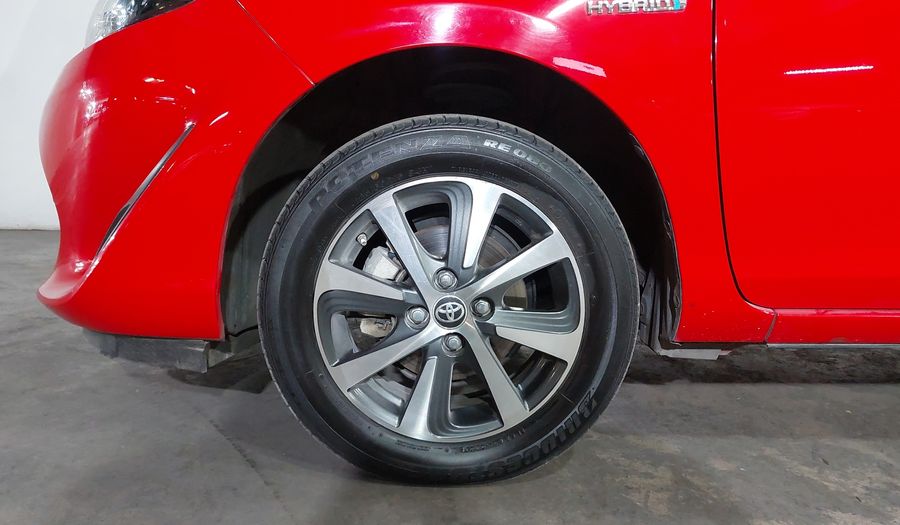 Toyota Prius C 1.5 HEV AUTO Hatchback 2021