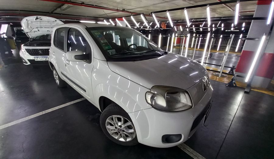 Fiat Uno 1.4 8V ATTRACTIVE 5P Hatchback 2013
