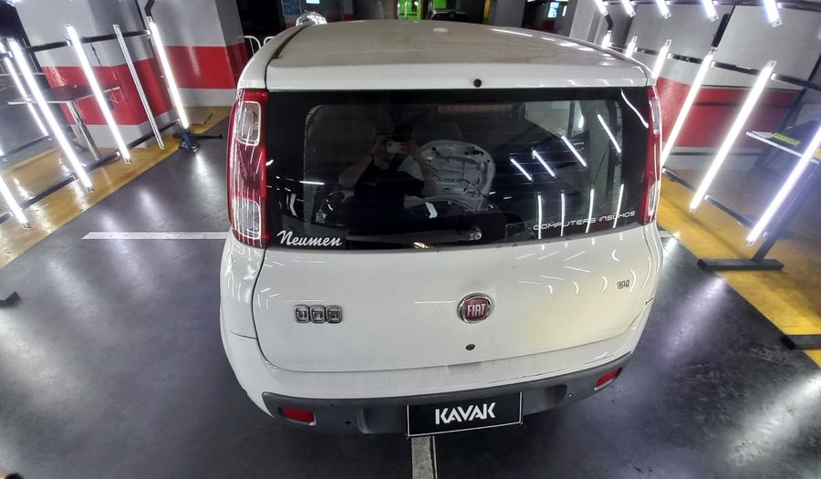 Fiat Uno 1.4 8V ATTRACTIVE 5P Hatchback 2013