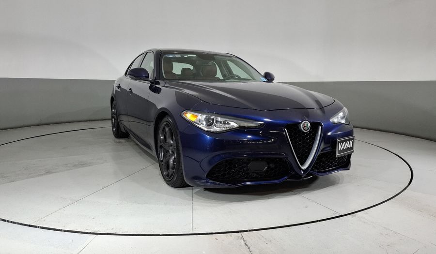 Alfa Romeo Giulia 2.0 TI Sedan 2017