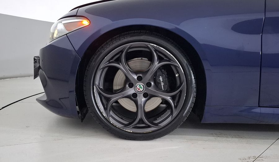Alfa Romeo Giulia 2.0 TI Sedan 2017