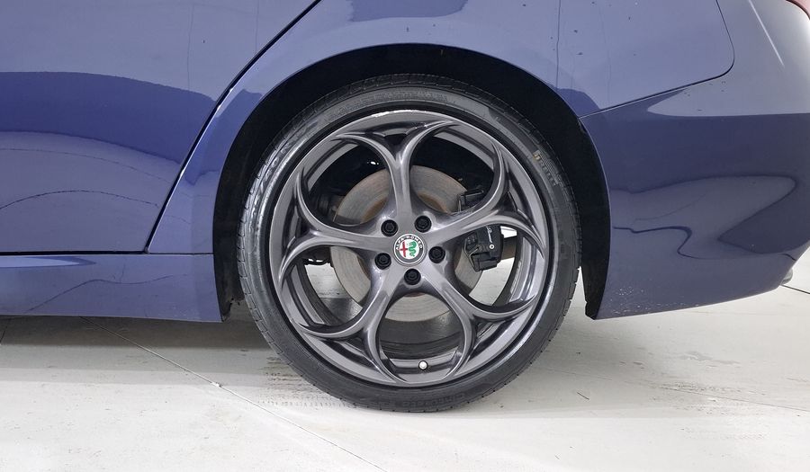 Alfa Romeo Giulia 2.0 TI Sedan 2017