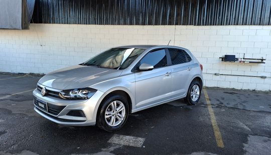 Volkswagen • Polo
