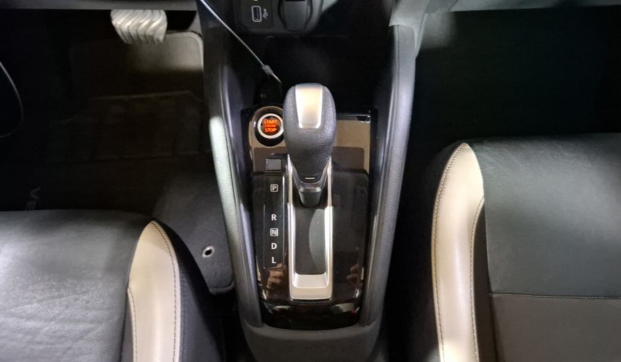 Nissan Versa 1.6 EXCLUSIVE CVT Sedan 2021