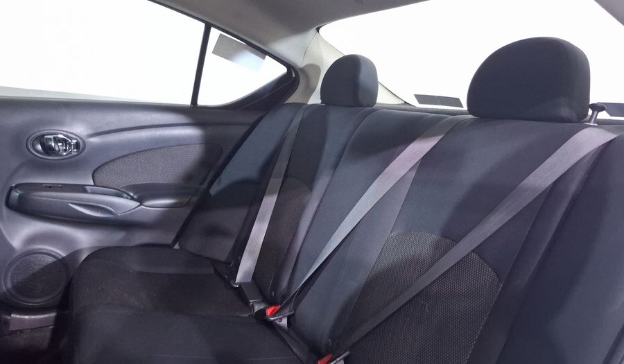 Nissan Versa 1.6 ADVANCE TM AC Sedan 2013