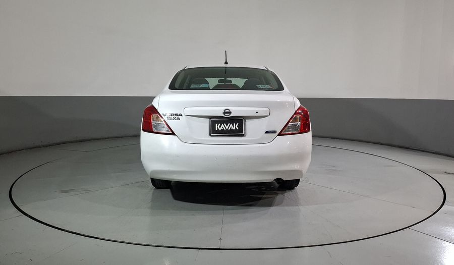 Nissan Versa 1.6 ADVANCE TM AC Sedan 2013
