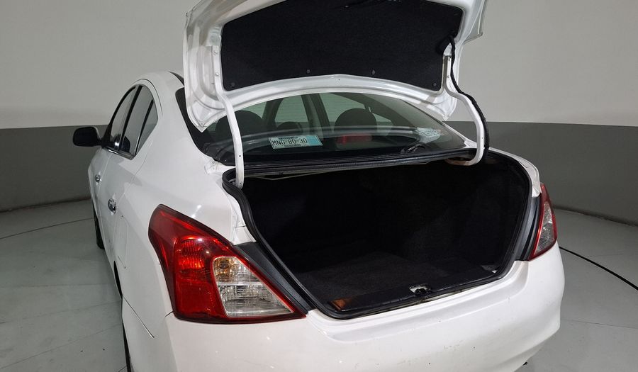 Nissan Versa 1.6 ADVANCE TM AC Sedan 2013