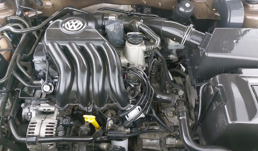 Volkswagen Jetta Clasico 2.0 CL TIPTRONIC Sedan 2015