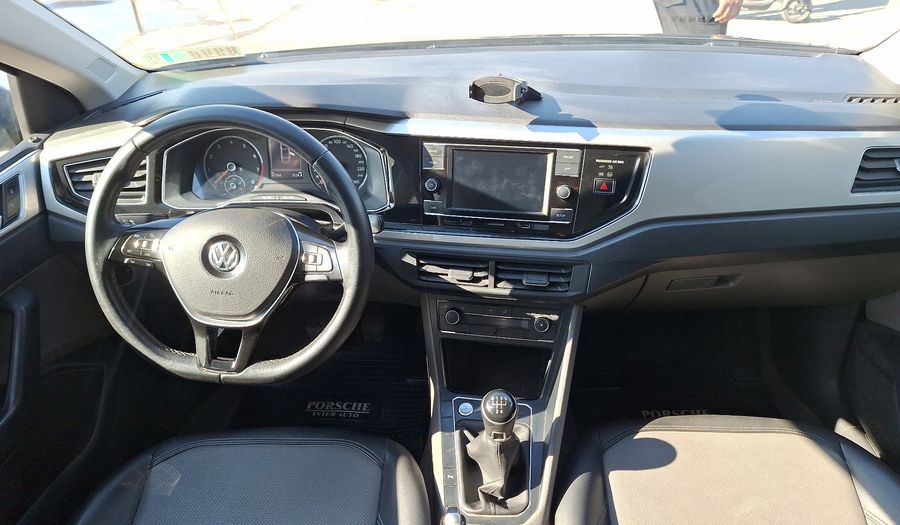 Volkswagen Virtus 1.6 HIGHLINE Sedan 2019