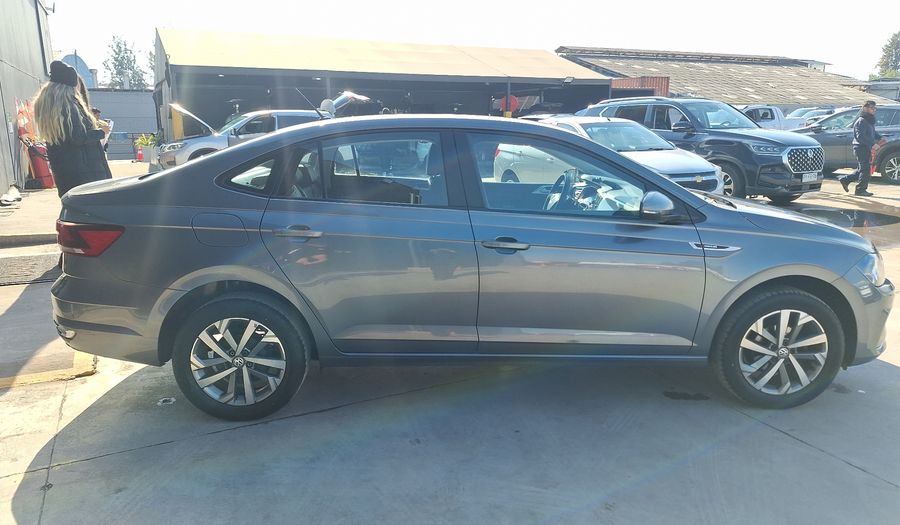 Volkswagen Virtus 1.6 HIGHLINE Sedan 2019