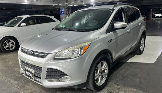 Ford • Escape
