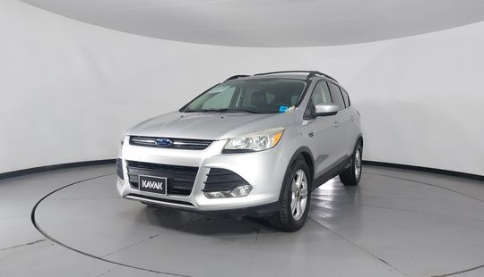 Ford • Escape