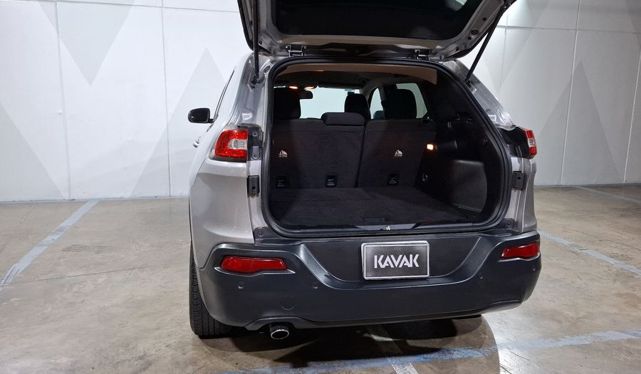 Jeep Cherokee 2.4 LATITUDE Suv 2015