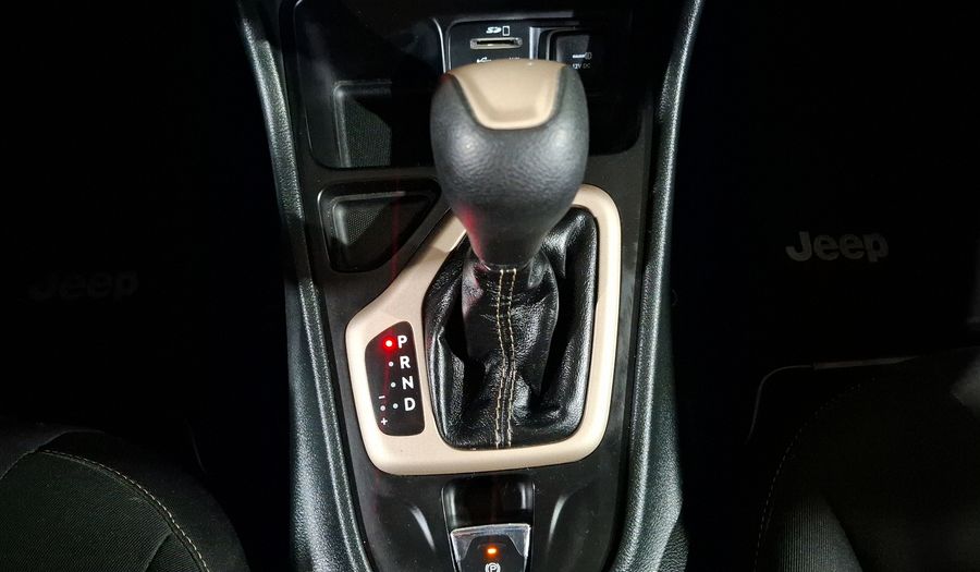 Jeep Cherokee 2.4 LATITUDE Suv 2015