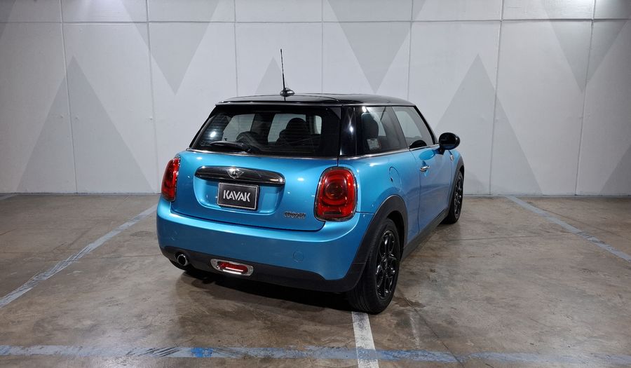 Mini Cooper 1.5 COOPER CHILI AT Hatchback 2016