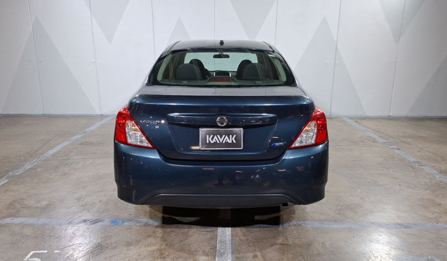 Nissan Versa 1.6 ADVANCE TM AC Sedan 2016