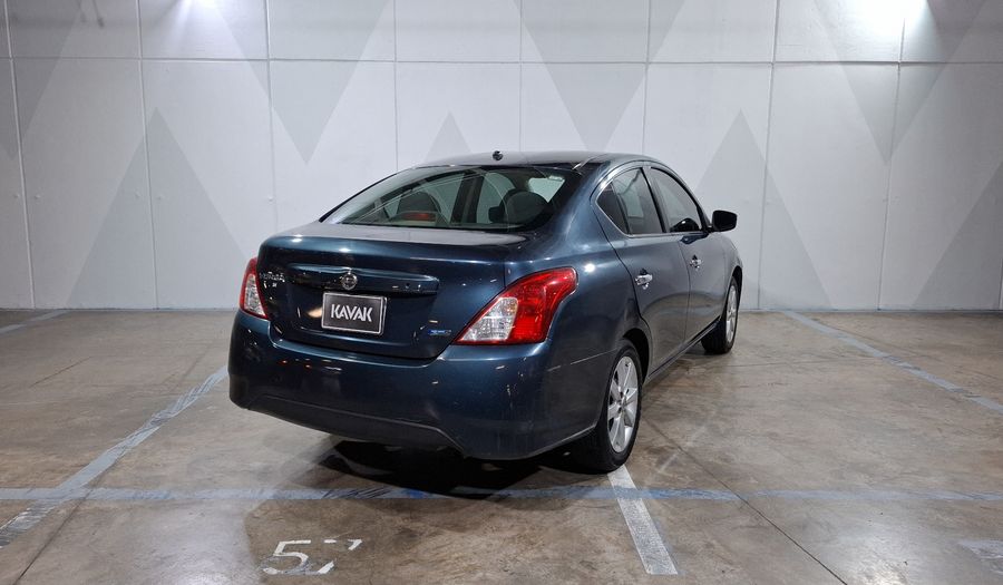 Nissan Versa 1.6 ADVANCE TM AC Sedan 2016