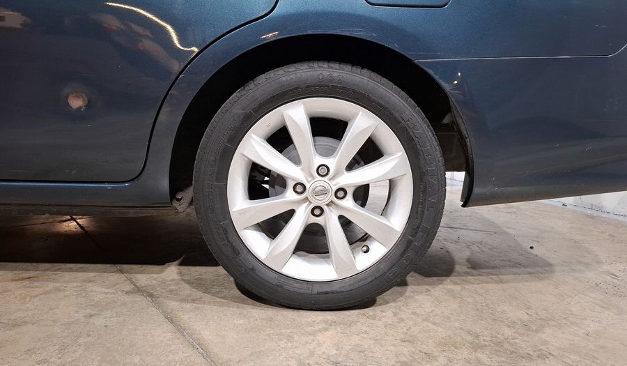 Nissan Versa 1.6 ADVANCE TM AC Sedan 2016