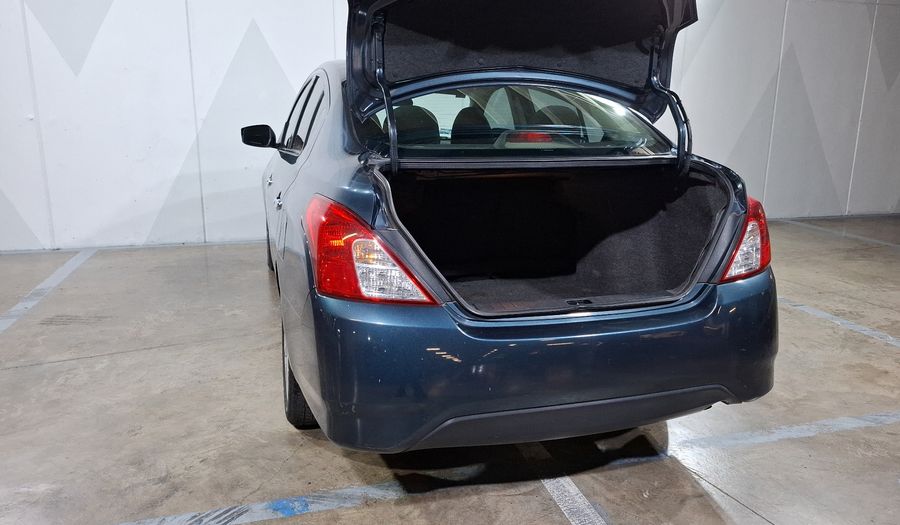 Nissan Versa 1.6 ADVANCE TM AC Sedan 2016