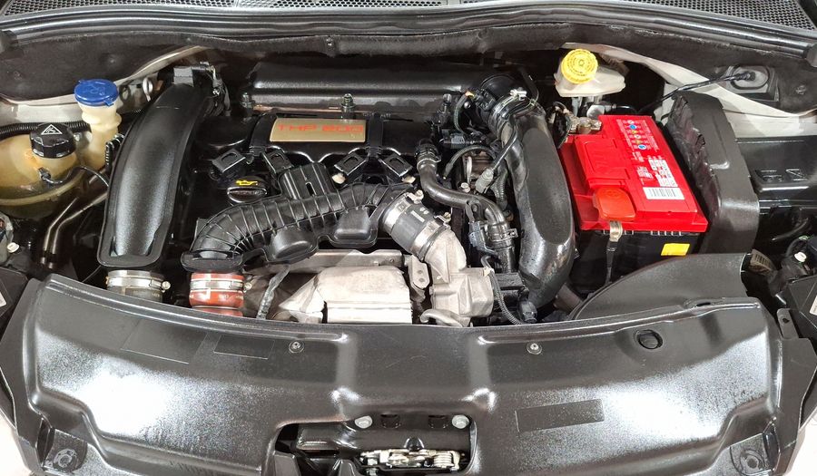 Peugeot 208 1.6 GT MT Hatchback 2014