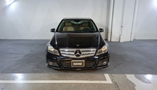Mercedes Benz • Clase C