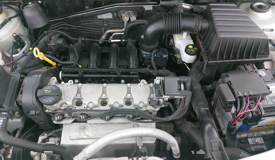 Volkswagen Saveiro 1.6 ROBUST CABINA SENCILLA Pickup 2023