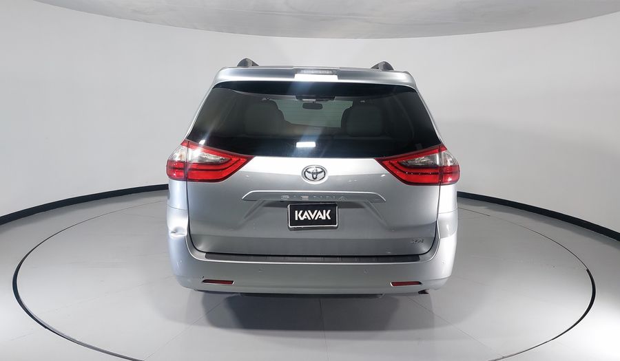 Toyota Sienna 3.5 XLE PIEL AUTO Minivan 2020