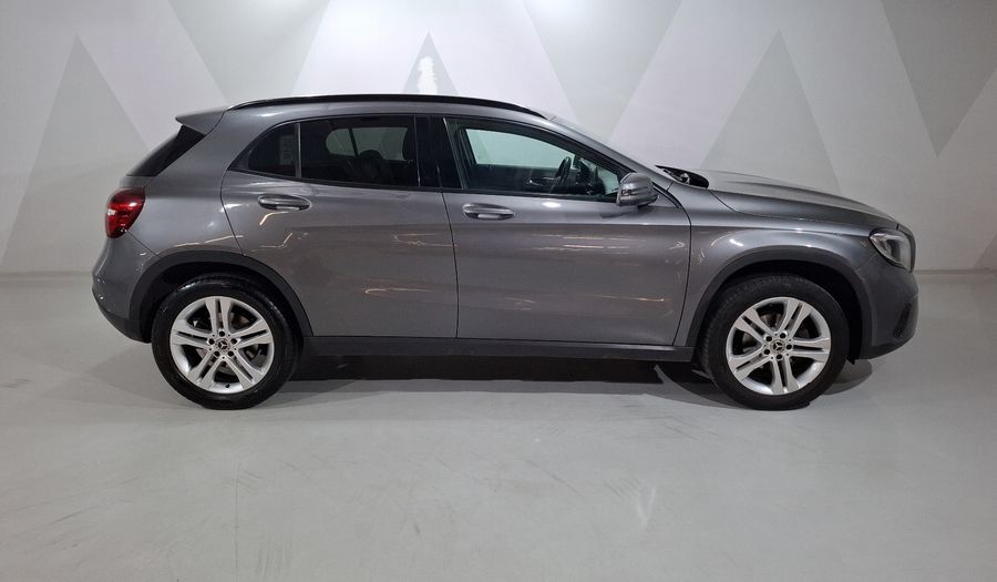 Mercedes Benz Clase Gla 1.6 GLA 200 DCT Suv 2019