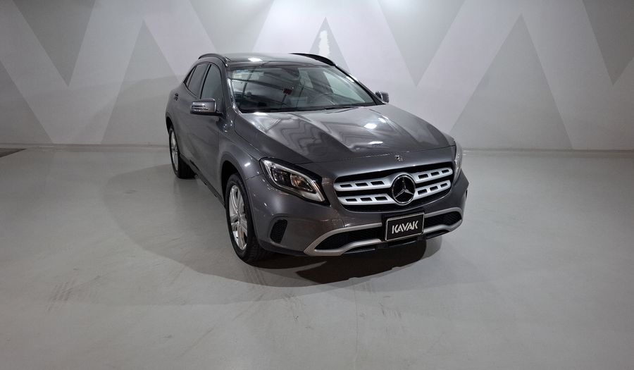 Mercedes Benz Clase Gla 1.6 GLA 200 DCT Suv 2019