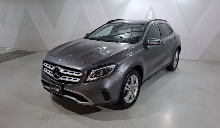 Mercedes Benz Clase Gla 1.6 GLA 200 DCT Suv 2019