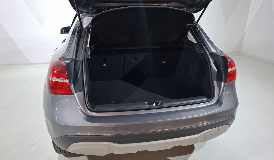 Mercedes Benz Clase Gla 1.6 GLA 200 DCT Suv 2019