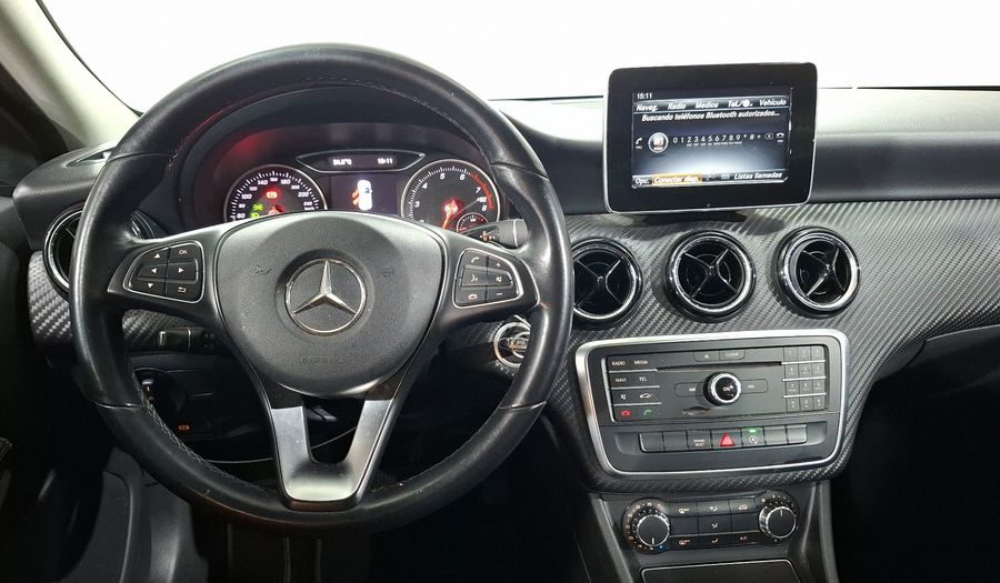 Mercedes Benz Clase Gla 1.6 GLA 200 DCT Suv 2019