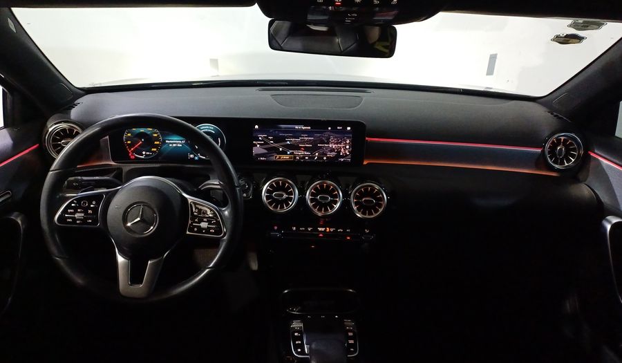 Mercedes Benz Clase A 1.3 200 PROGRESSIVE DCT Hatchback 2020