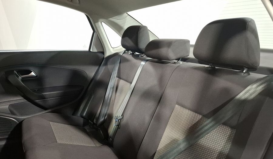 Volkswagen Vento 1.6 STARTLINE AUTO Sedan 2021