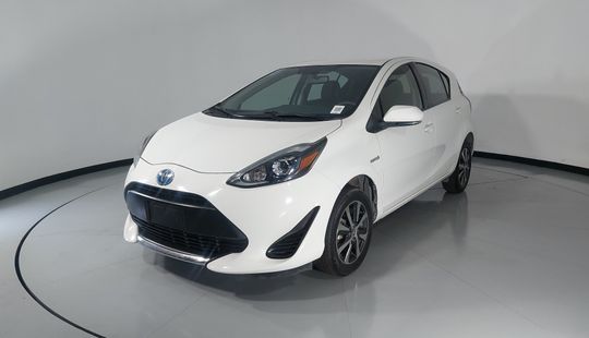 Toyota • Prius C
