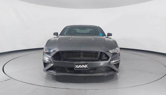 Ford • Mustang