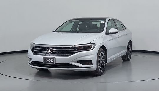 Volkswagen • Jetta