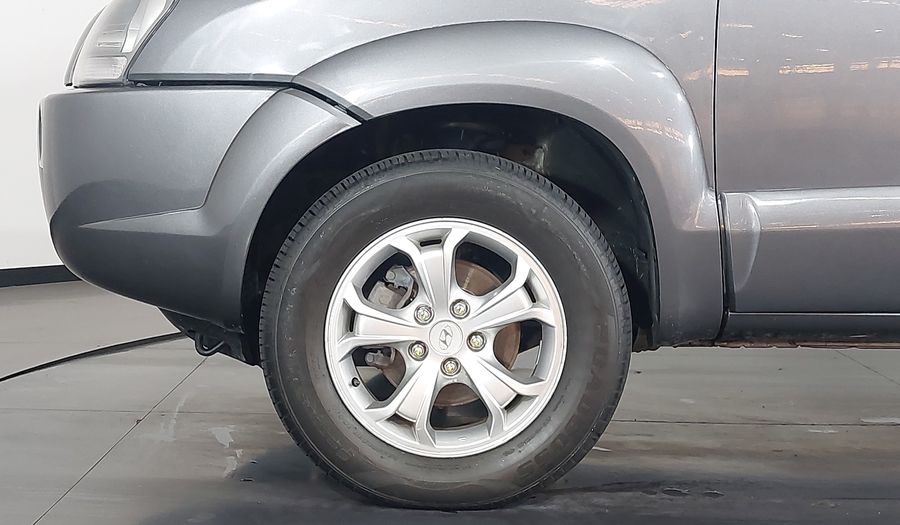 Hyundai Tucson MPFI GLS 2WD Suv 2016