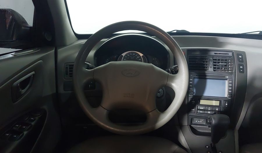 Hyundai Tucson MPFI GLS 2WD Suv 2016