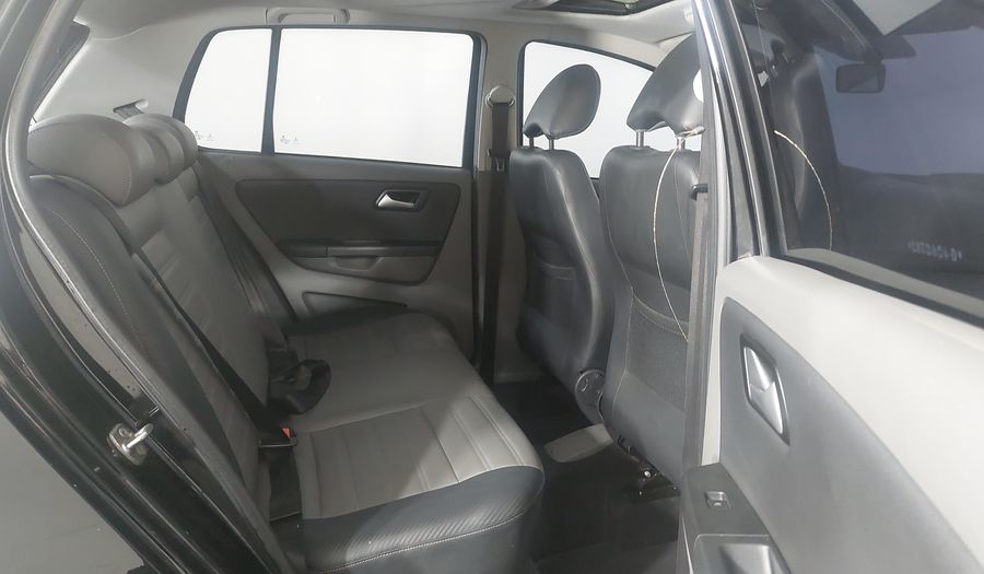 Volkswagen Fox MSI HIGHLINE Hatchback 2016