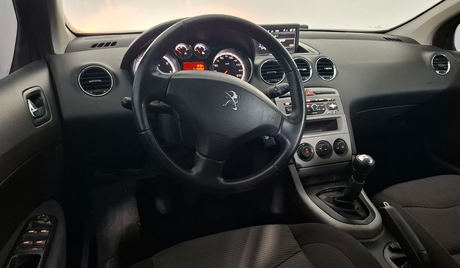Peugeot 308 1.6 ACTIVE Hatchback 2014